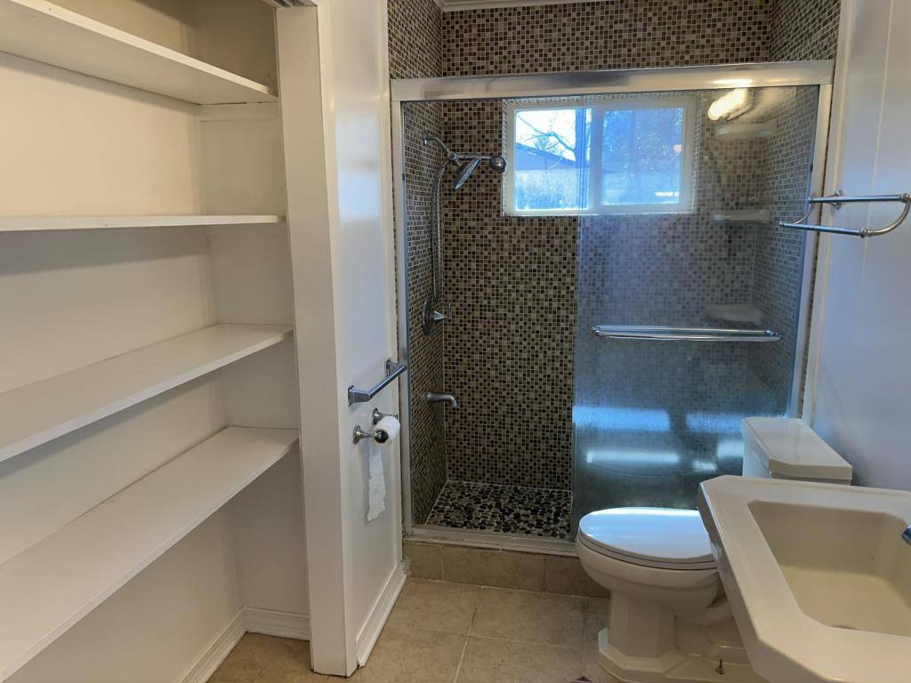 House for rent at 1003 Shirley Dr, Gulfport, MS 39503