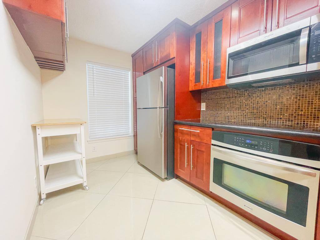 Townhouse for rent at 4904 SW 31st Terrace, Fort Lauderdale, FL 33312
