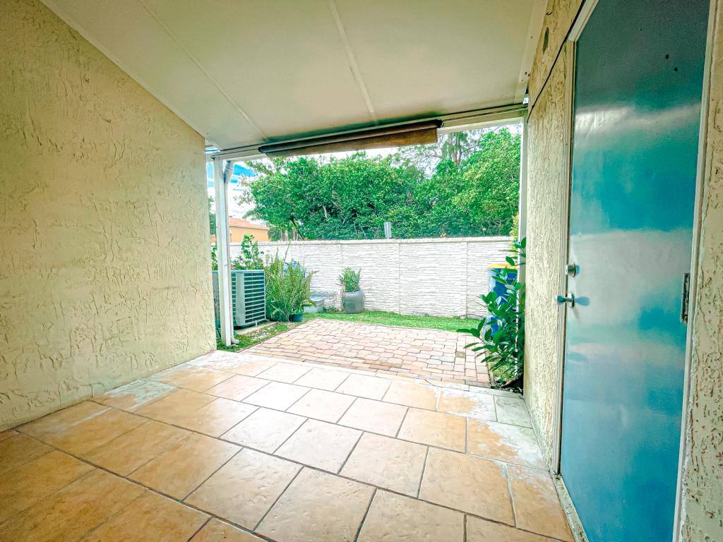 Townhouse for rent at 4904 SW 31st Terrace, Fort Lauderdale, FL 33312