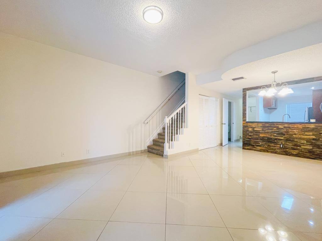 Townhouse for rent at 4904 SW 31st Terrace, Fort Lauderdale, FL 33312