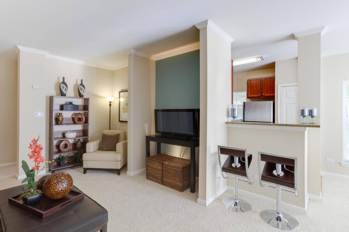 Apartment for rent at Lincoln Park, 1995 Yellowstone Dr, Naperville, IL 60563