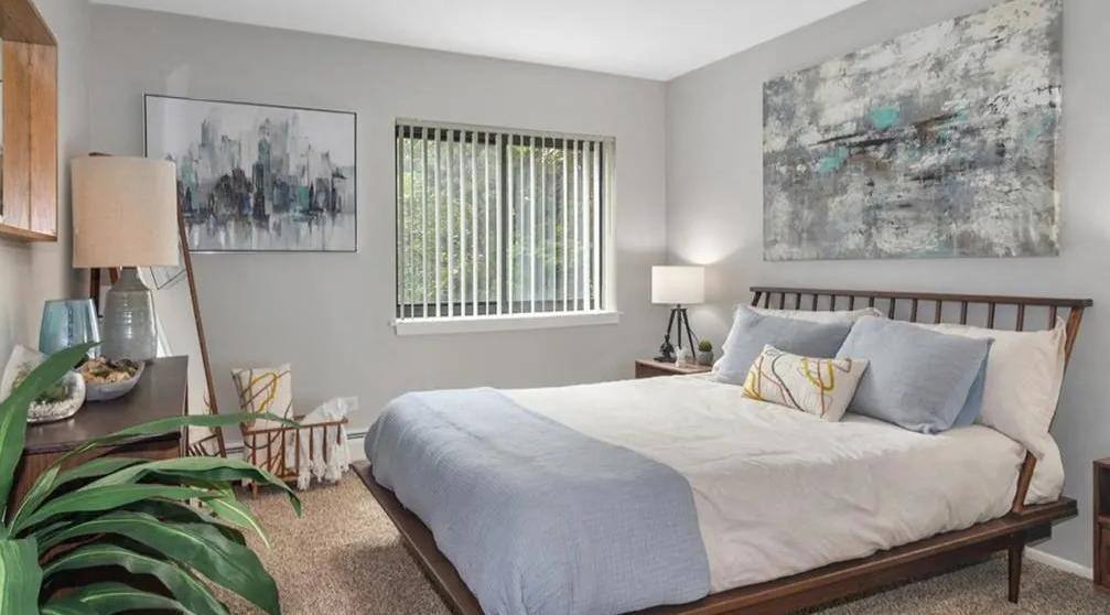 Apartment for rent at 2000 W Illinois Ave, Aurora, IL 60506