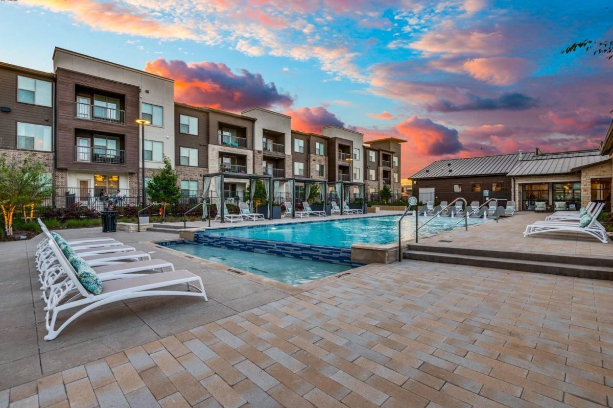 Apartment for rent at 1225 W Interstate 20, Grand Prairie, TX 75052