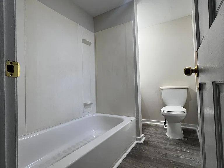 House for rent at 943 E State St, Trenton, NJ 08609
