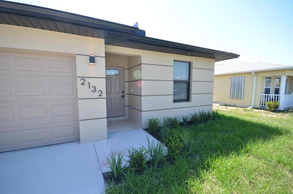 House for rent at 2132 Barker Blvd, Fort Myers, FL 33916