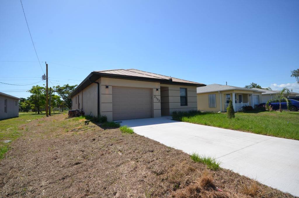 House for rent at 2132 Barker Blvd, Fort Myers, FL 33916