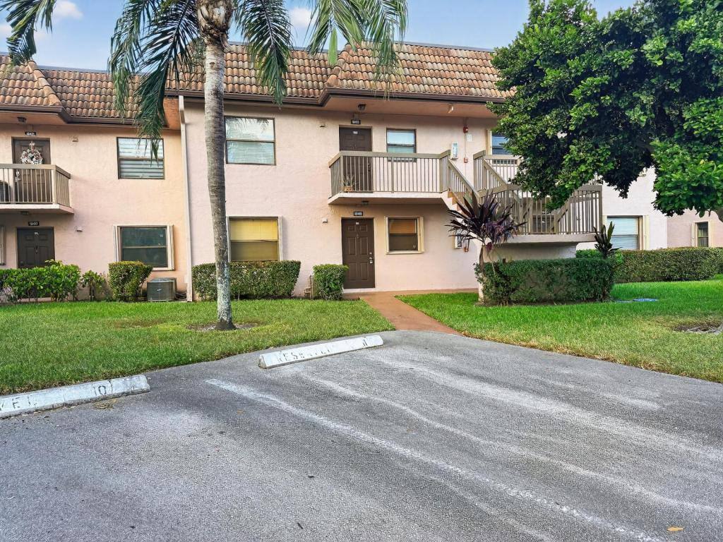 Condo for rent at 10409 NW 11th St #105, Hollywood, FL 33026