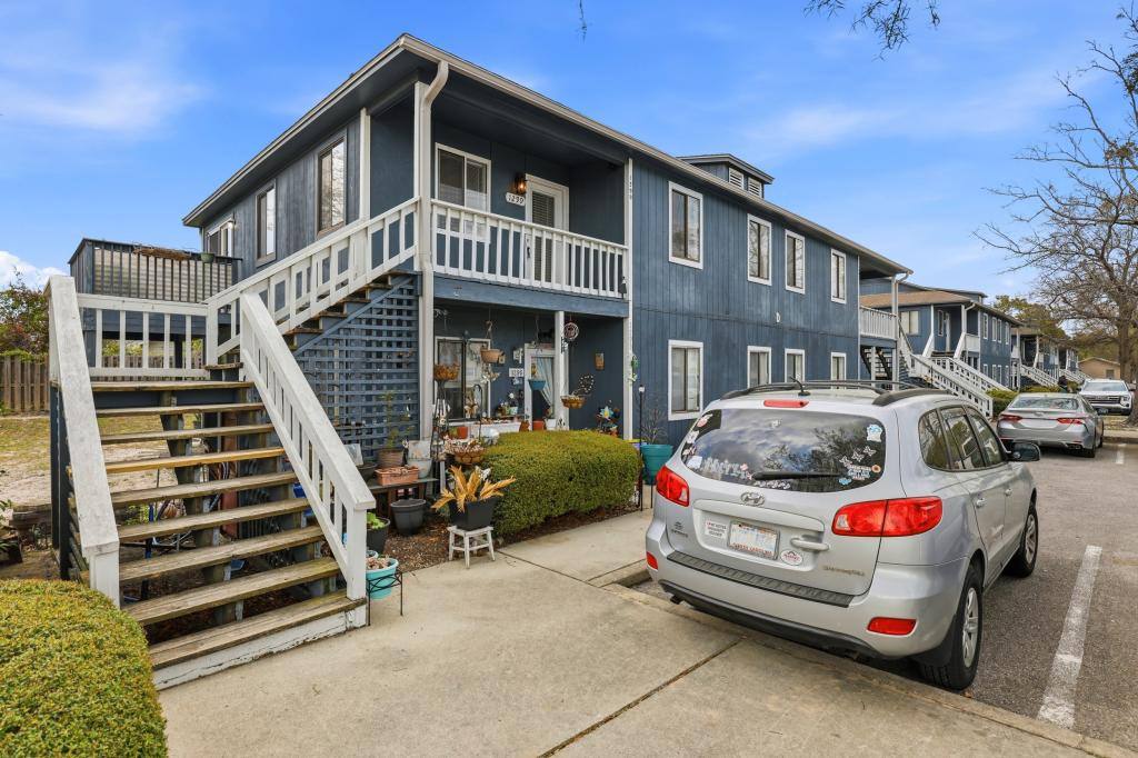Apartment for rent at 1299 Wellington Ave, Wilmington, NC 28401