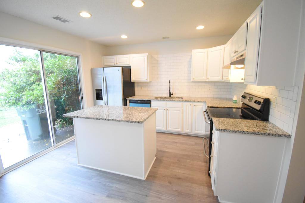 Townhouse for rent at 12563 Bluestem Lane, Charlotte, NC 28277