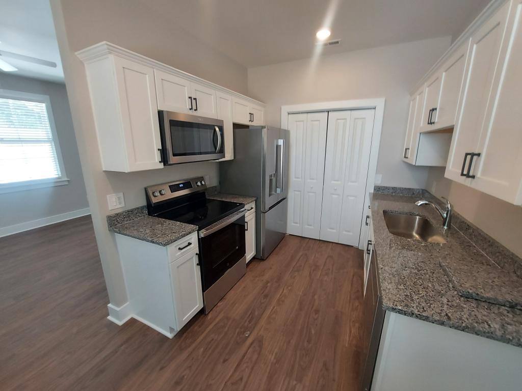 Townhouse for rent at 540 Wallburg-High Point Rd, High Point, NC 27265