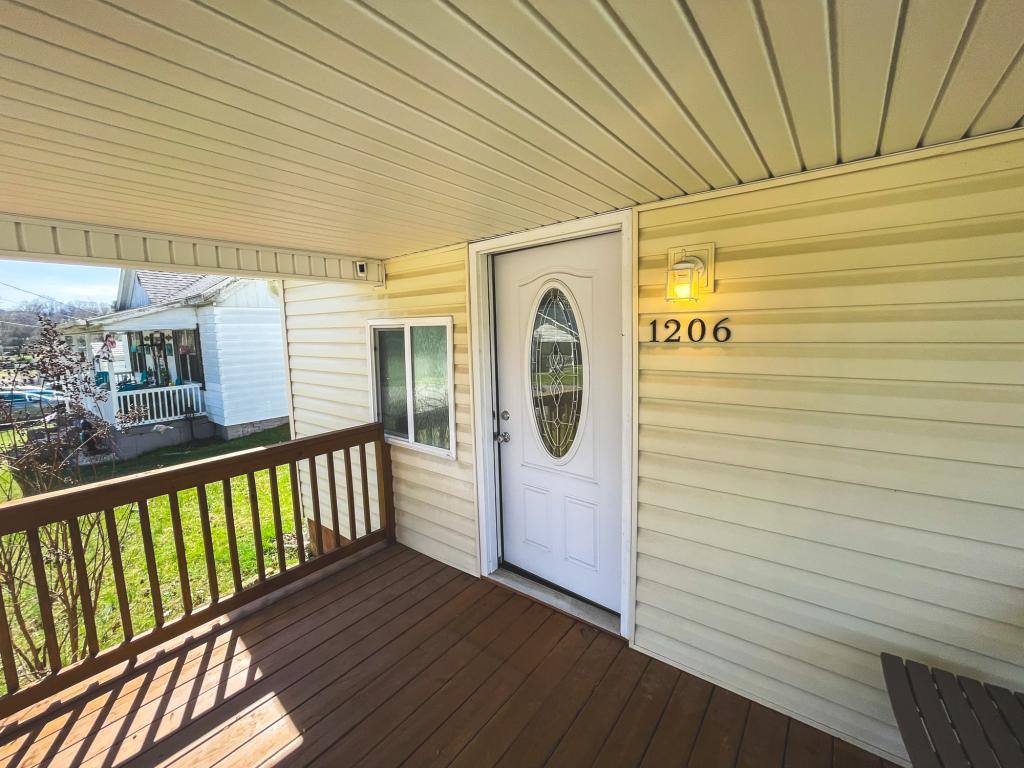 House for rent at 1206 Golf St, Bristol, TN 37620