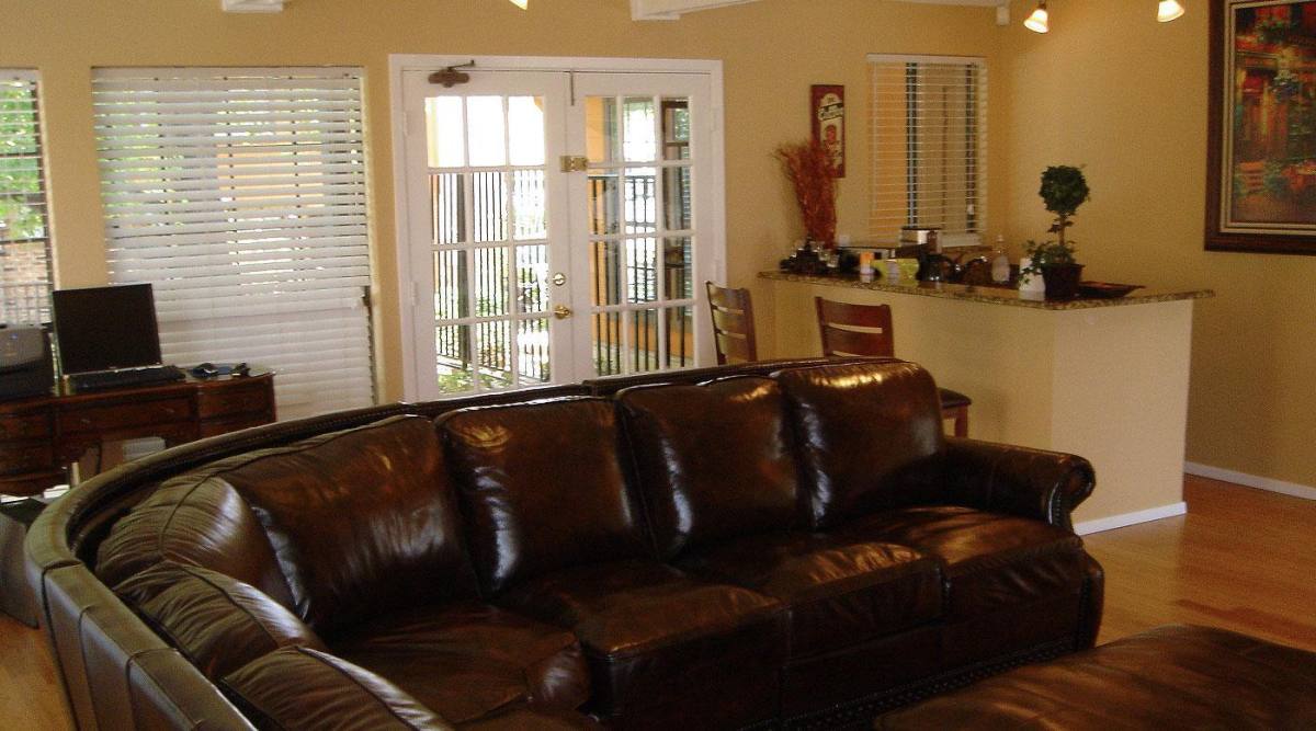 Townhouse for rent at The Hills of Palos Verdes Apartment Homes, 930 Interstate 30, Garland, TX 75043