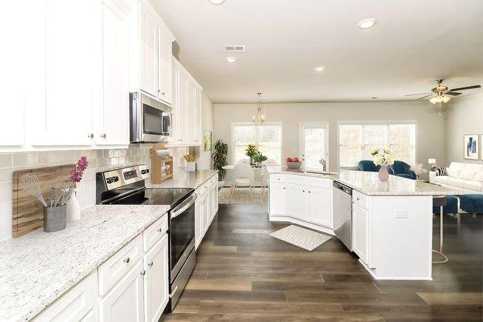 Townhouse for rent at 24 Creekwater Dr, Acworth, GA 30101