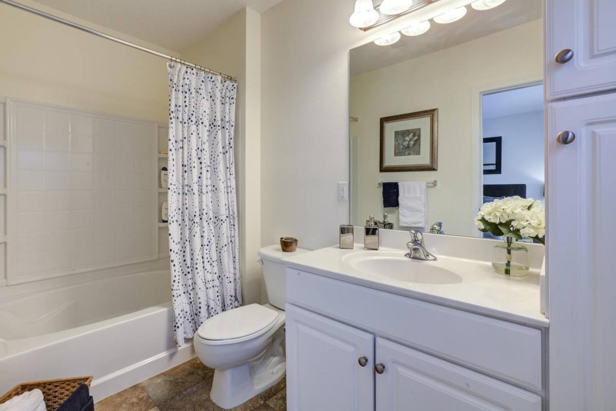 Apartment for rent at Summit Place Luxury, 142 Pleasant Valley, Methuen, MA 01844