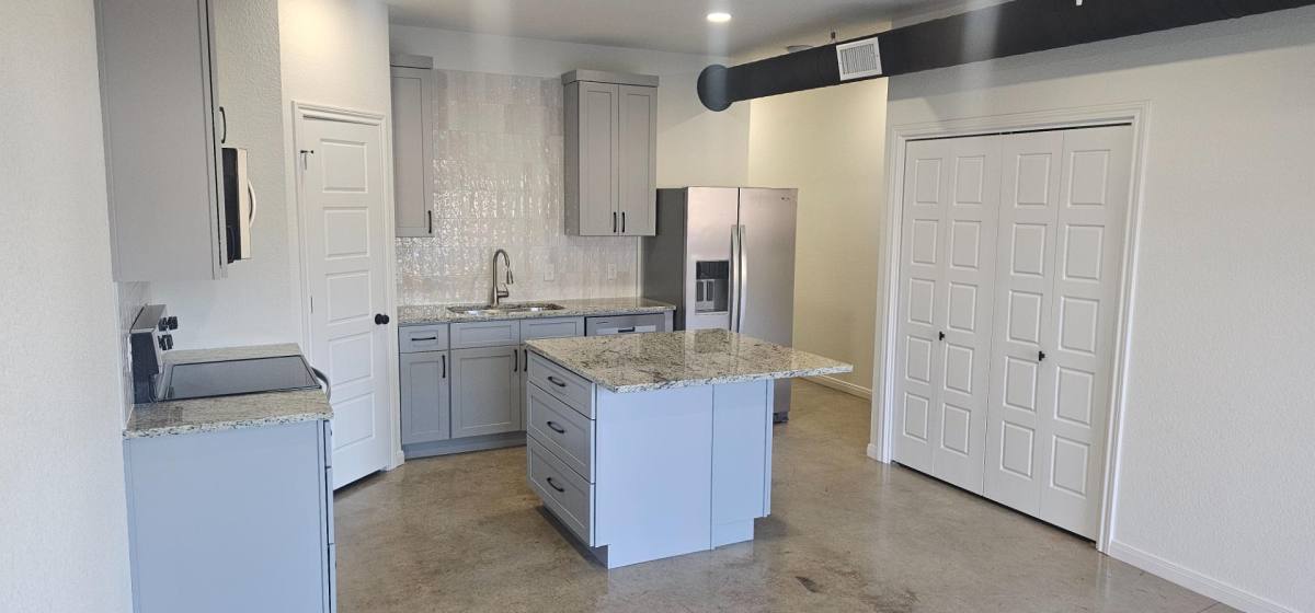 Townhouse for rent at 211 E Lyndale, Waco, TX 76706