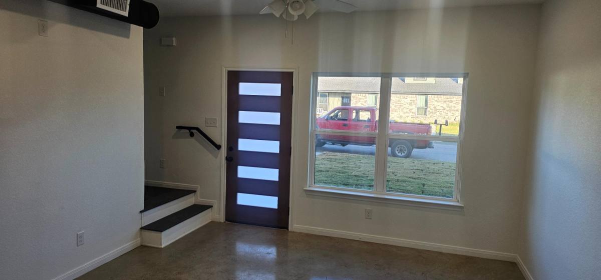 Townhouse for rent at 211 E Lyndale, Waco, TX 76706