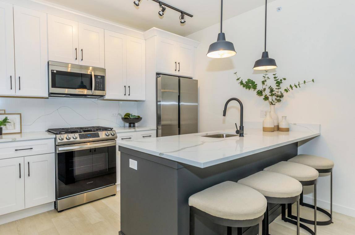 Apartment for rent at 3223 111th St, Naperville, IL 60564