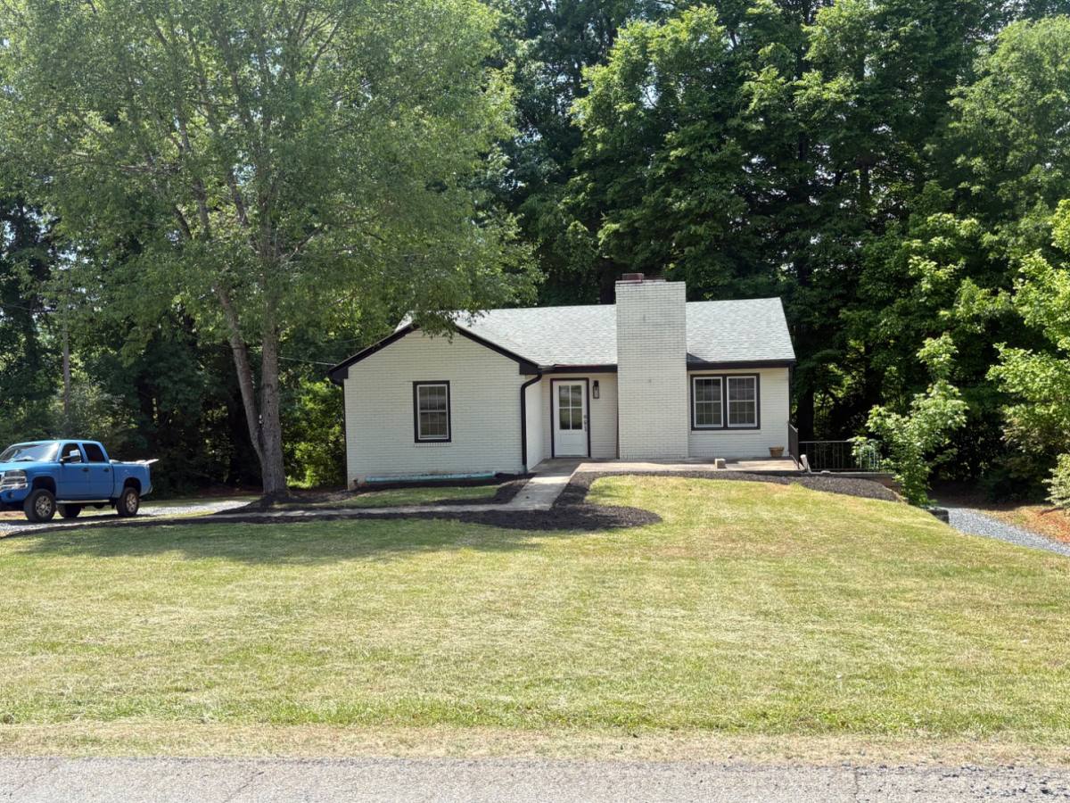 House for rent at 1532 Rivermont Heights, Martinsville, VA 24112