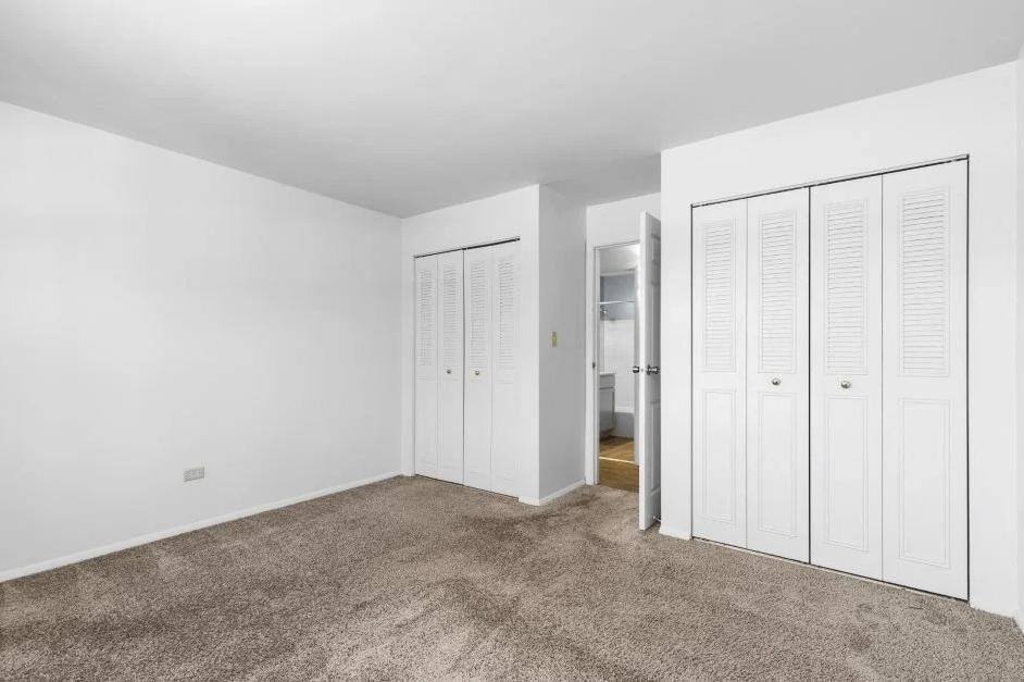 Apartment for rent at Green Oaks, 8580 W 100th Terrace, Palos Hills, IL 60465