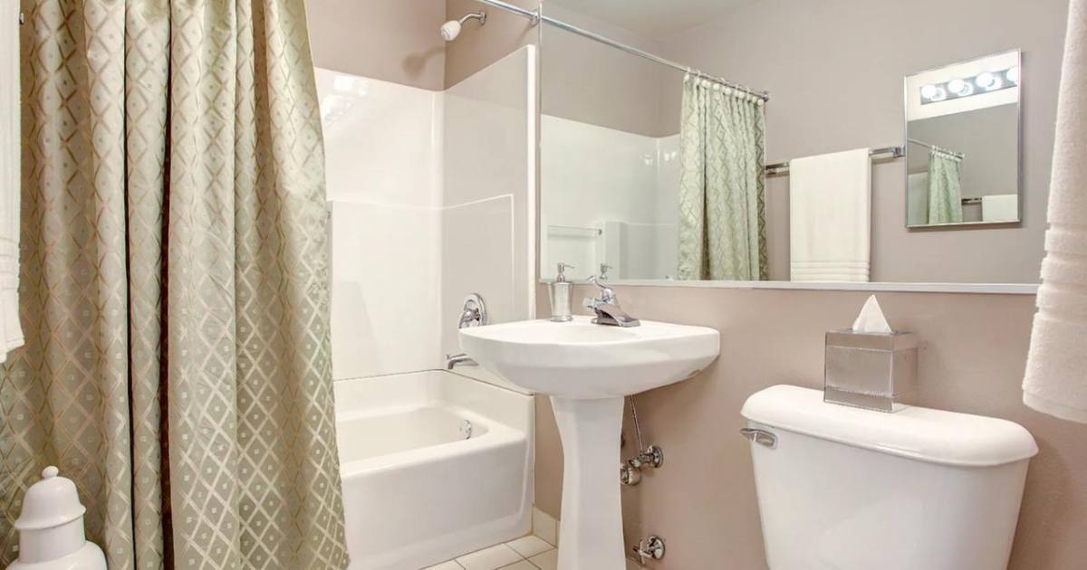 Apartment for rent at 1501 S Wolf Rd, Prospect Heights, IL 60070