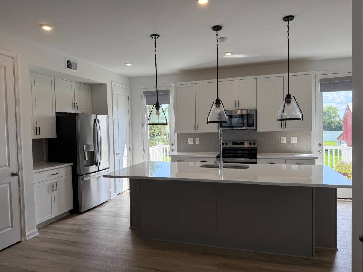 Townhouse for rent at 534 Rosemary Circle, Middletown, DE 19709