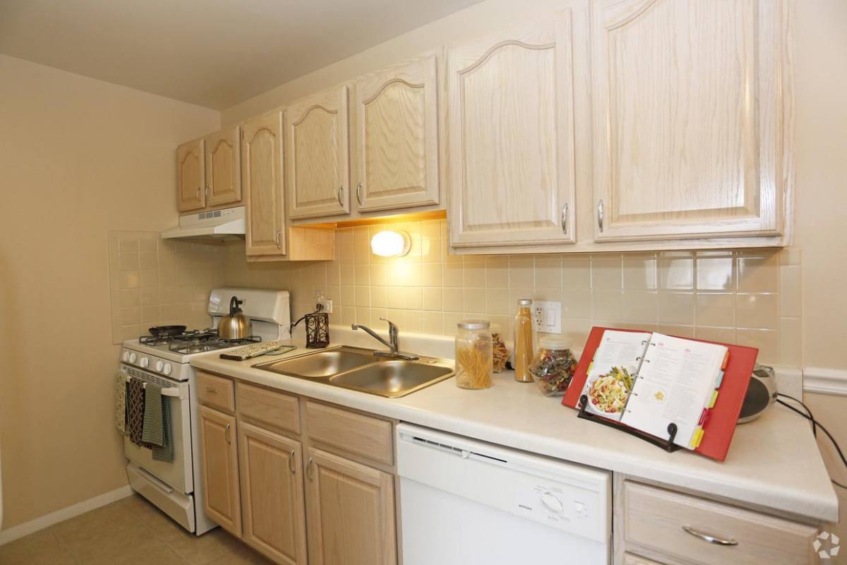 Apartment for rent at 607 Gundersen Dr, Carol Stream, IL 60188