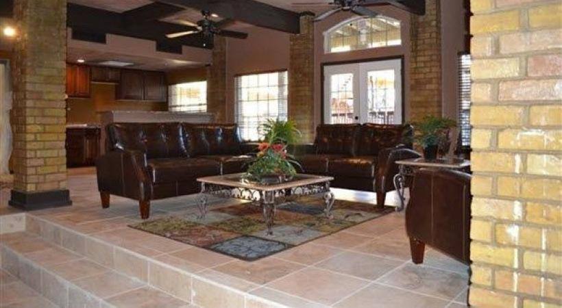 Apartment for rent at El Jardin, 3223 Lackland Rd, Fort Worth, TX 76116
