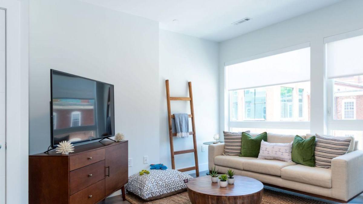 Apartment for rent at 95 W St, Walpole, MA 02081
