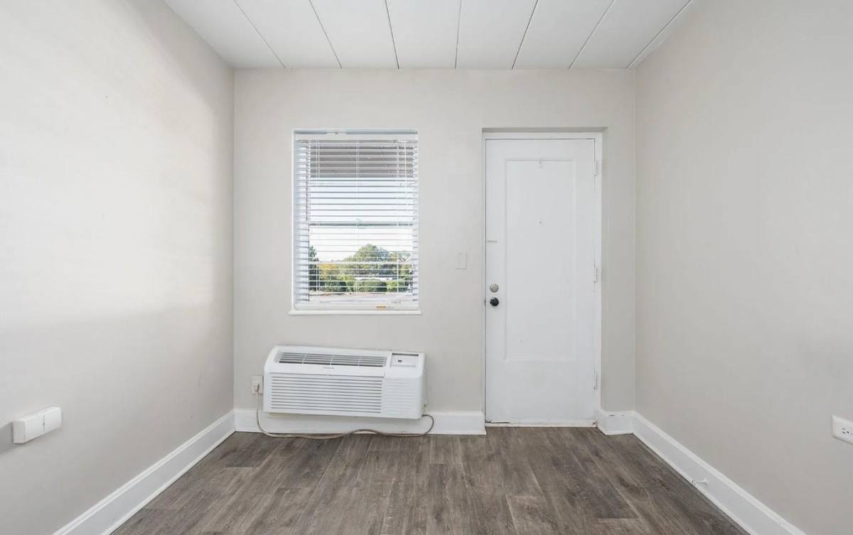 Apartment for rent at 2085 S Milledge Ave, Athens, GA 30605