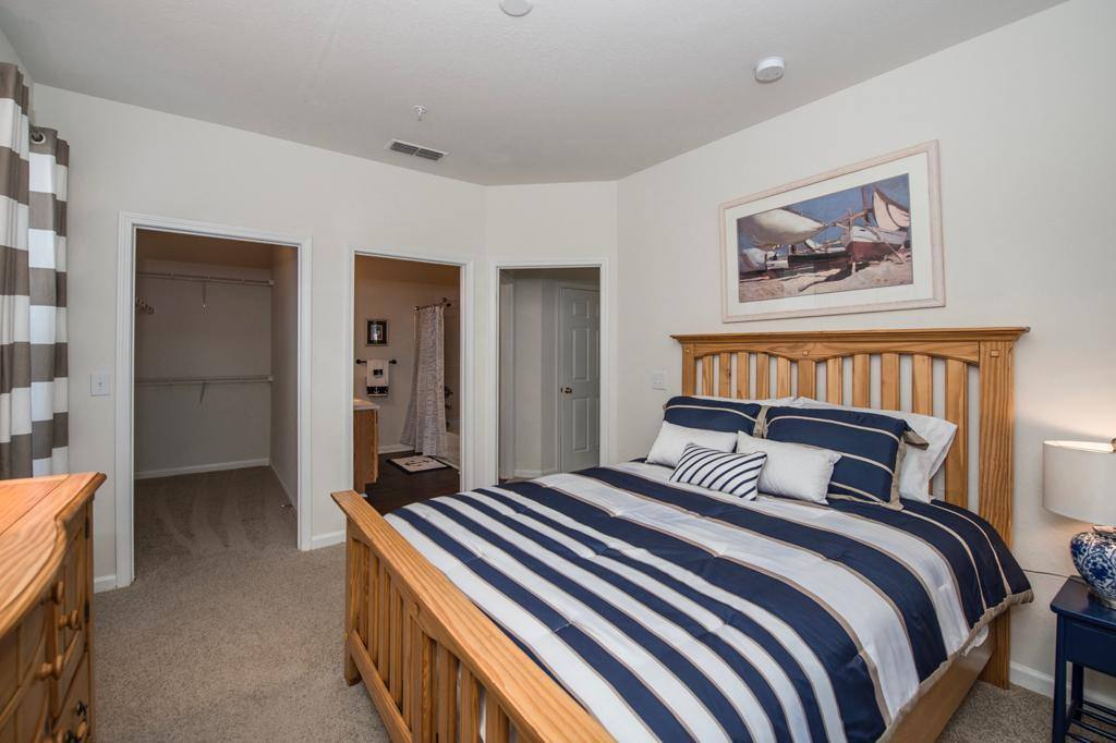 Apartment for rent at 1 Lakeview Way, Jonesboro, GA 30238