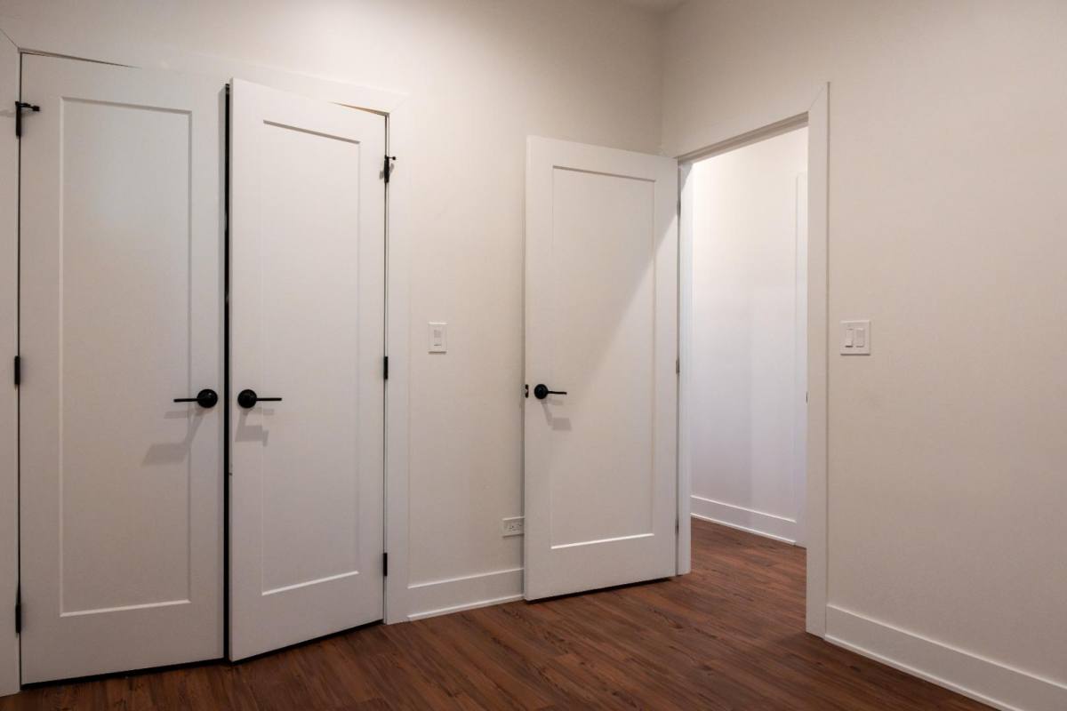 Apartment for rent at 6206 S St Lawrence Ave #GROUND, Chicago, IL 60637