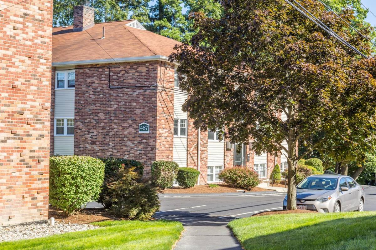 Apartment for rent at Princeton at Mount Vernon, 479 S Broadway St, Lawrence, MA 01843