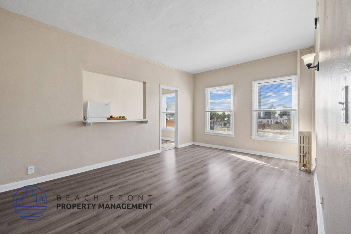Apartment for rent at 418 North Normandie Avenue, 418 S Normandie Ave, Los Angeles, CA 90020