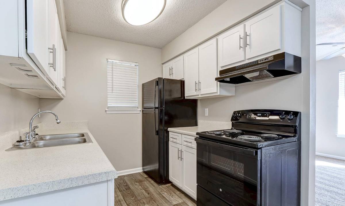Apartment for rent at Palm Pointe, 2561 Fassitt Rd #D05, Charleston, SC 29406