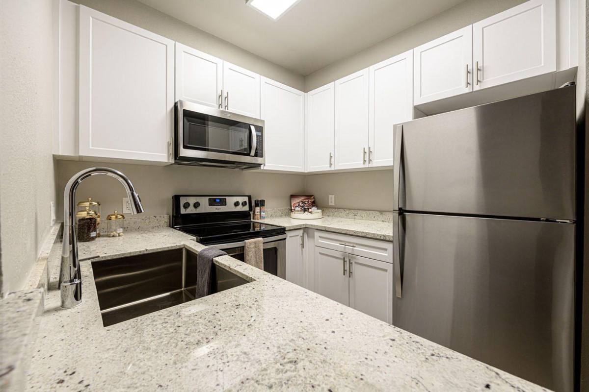 Apartment for rent at El Paseo Apartment Homes, 14901 Newport Ave #130, Tustin, CA 92780