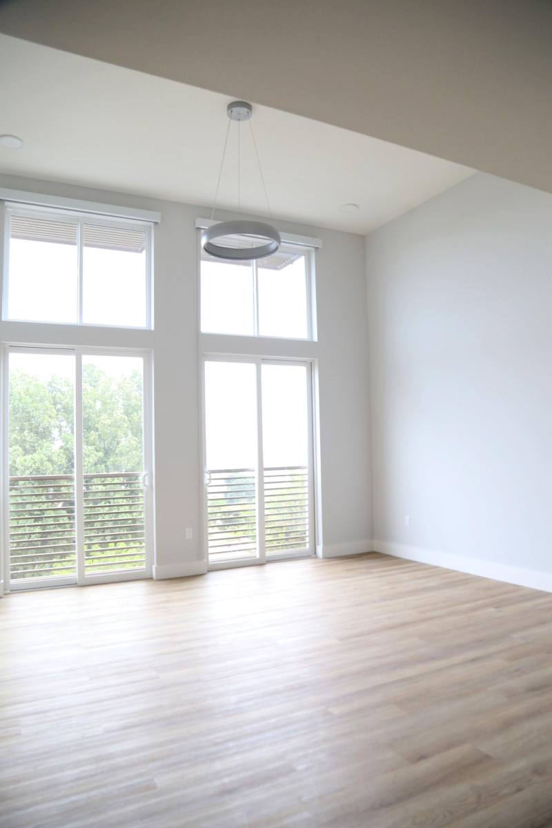 Apartment for rent at 101 S Chapel Ave, Alhambra, CA 91801