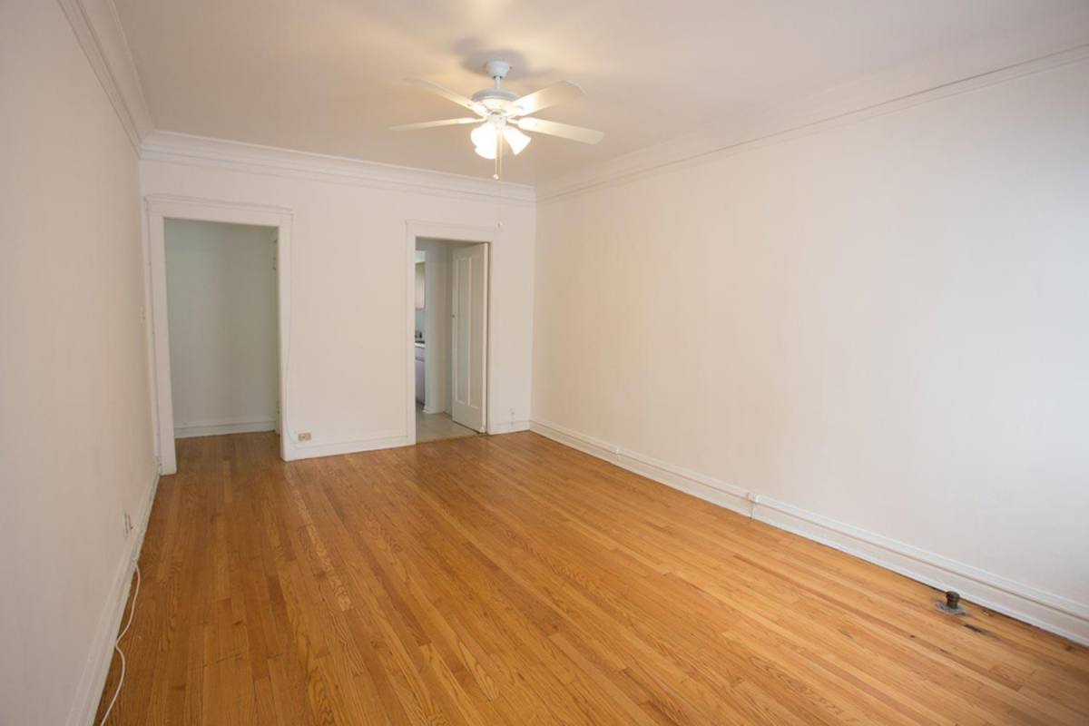 Apartment for rent at 5715 S Kimbark Ave, Chicago, IL 60637