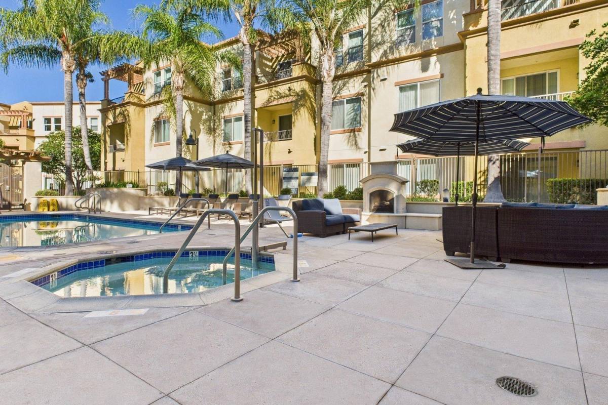 Apartment for rent at Sofi Topanga Canyon Apartment Homes, 9733 Topanga Canyon Blvd, Chatsworth, CA 91311