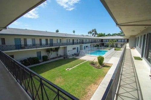 Apartment for rent at 4410 W Martin Luther King Jr Boulevard, 4410 Martin Luther King Blvd, Los Angeles, CA 90008