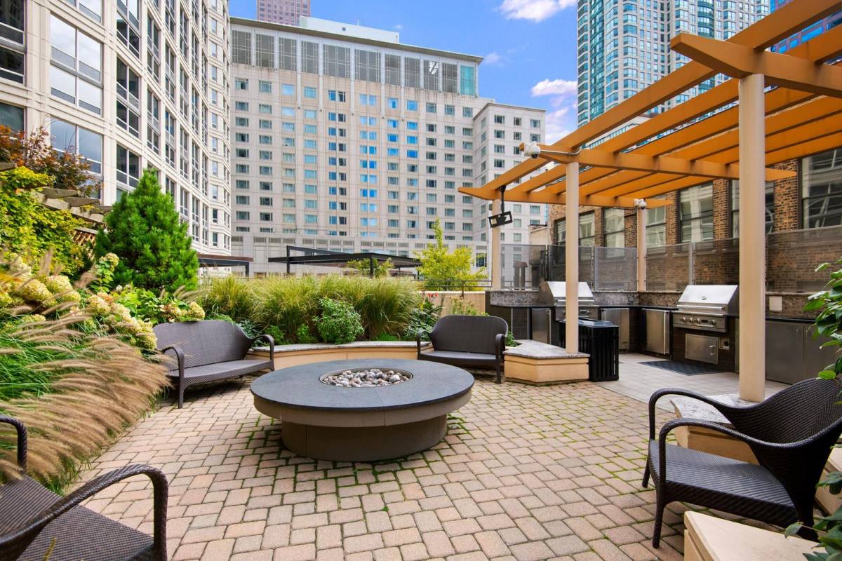 Apartment for rent at 747 N Wabash Ave, Chicago, IL 60611