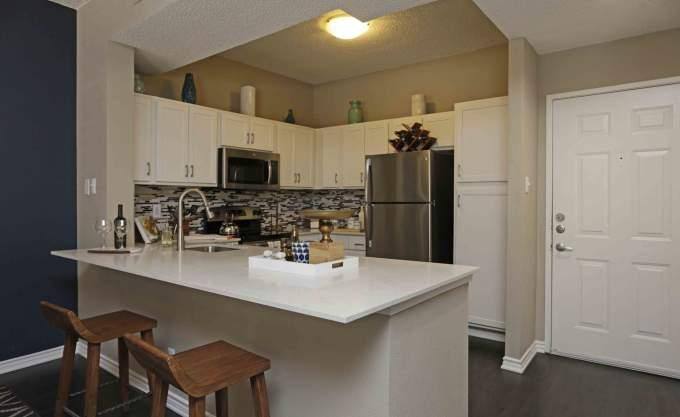 Apartment for rent at 385 E Las Colinas Blvd, Irving, TX 75039