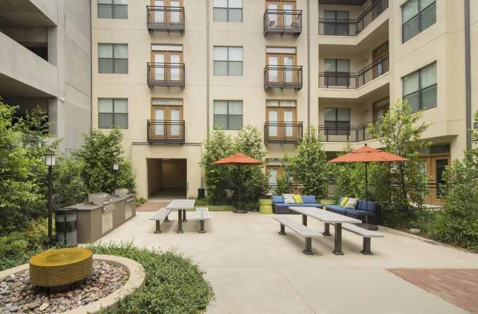 Apartment for rent at 7001 Parkwood Blvd, Plano, TX 75024