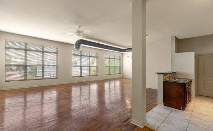 Apartment for rent at 3015 State St, Dallas, TX 75204