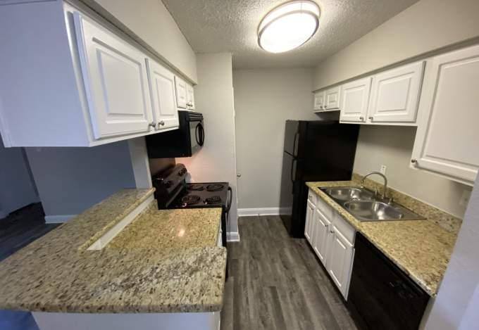 Apartment for rent at 4500 Sojourn Dr, Addison, TX 75001