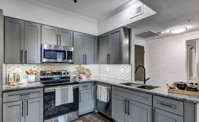 Apartment for rent at 9601 Custer Rd, Plano, TX 75025