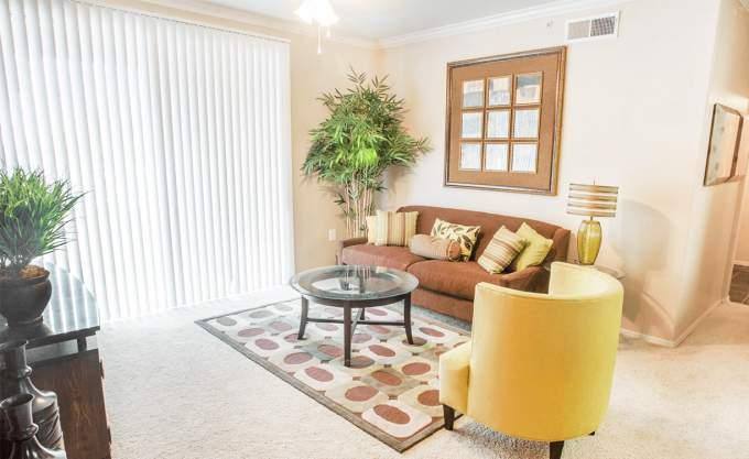 Apartment for rent at 6225 Love Dr, Irving, TX 75039