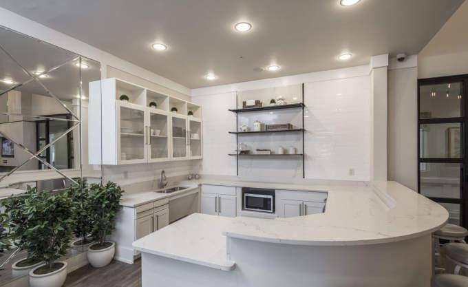 Apartment for rent at 800 Lake Carolyn Parkway, Irving, TX 75039