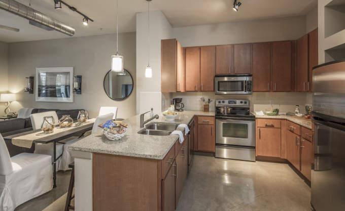 Apartment for rent at 800 Lake Carolyn Parkway, Irving, TX 75039