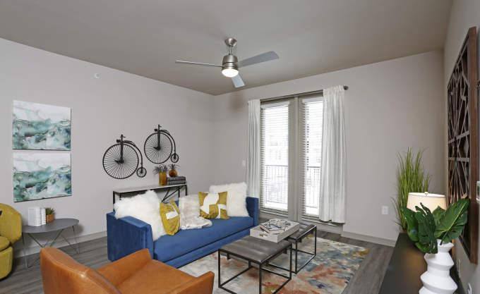 Apartment for rent at 1675 W Campbell Rd, Garland, TX 75044