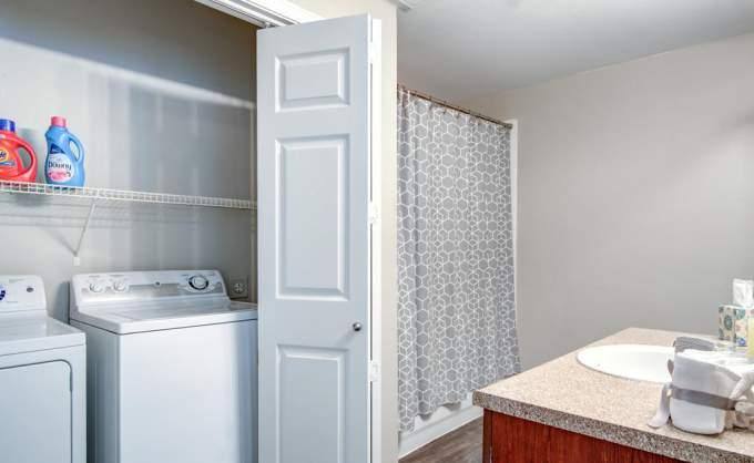Apartment for rent at 4599 W Davis St #1121, Dallas, TX 75211